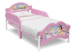Delta Children Princess 3D Footboard Toddler Bed Right View a1a